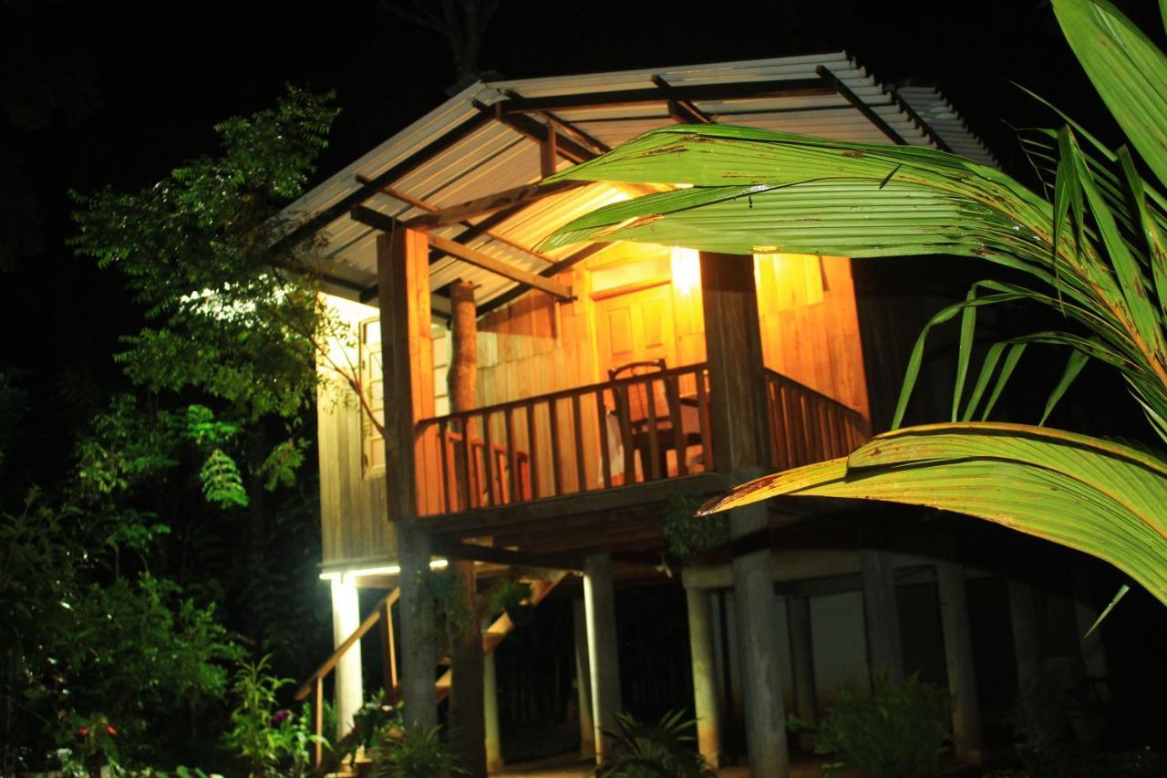 Ruk Sewana Villa Tree House Sigiriya Dış mekan fotoğraf
